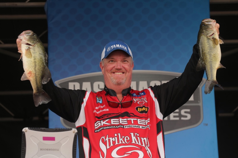 Davis still on top at Bassmaster Elite on Lake Dardanelle | BassFIRST