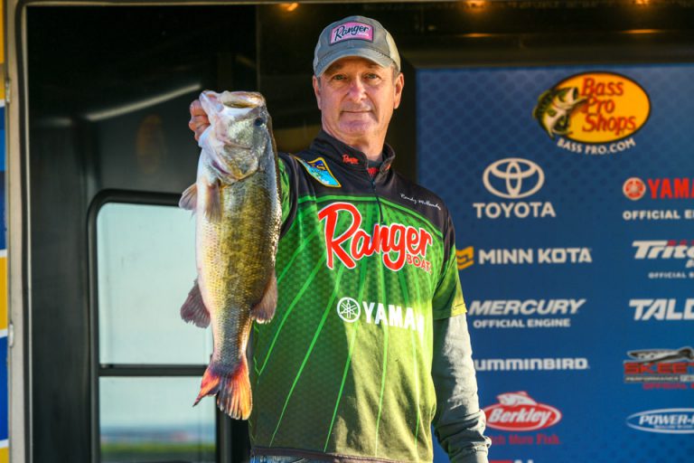 Early bass bite gives Millender the lead in Bassmaster Open at Toledo