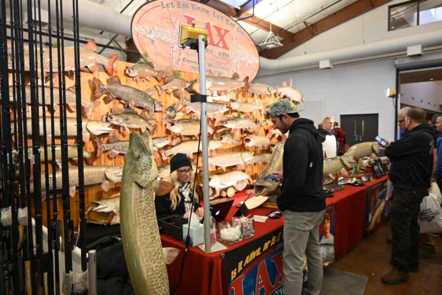 DeLong Lures at the Chicago Muskie Expo 