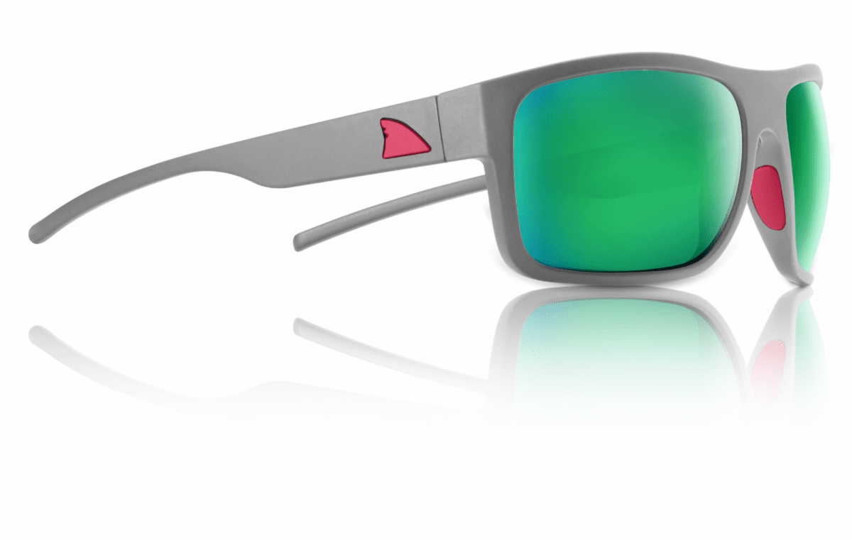Get Hooked on the Game-Changing Redfin Polarized Sunglasses!